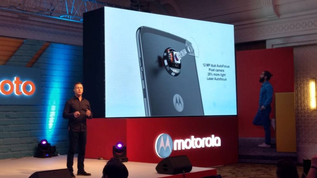 Motorola Moto Z2 Play camera